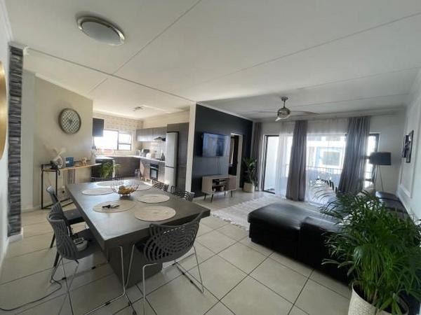 Apartment / Flat For Sale in Petervale, Sandton