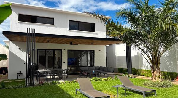House For Rent in , 